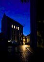 bergen_alley_night