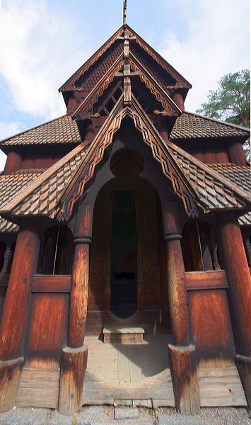 gol_stave_church_ext_5.jpg