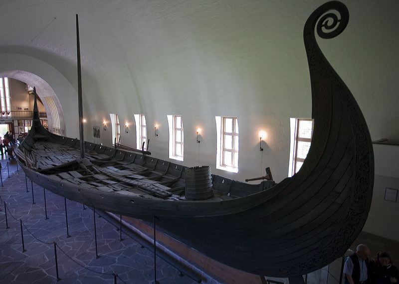 viking_burial_ship.jpg
